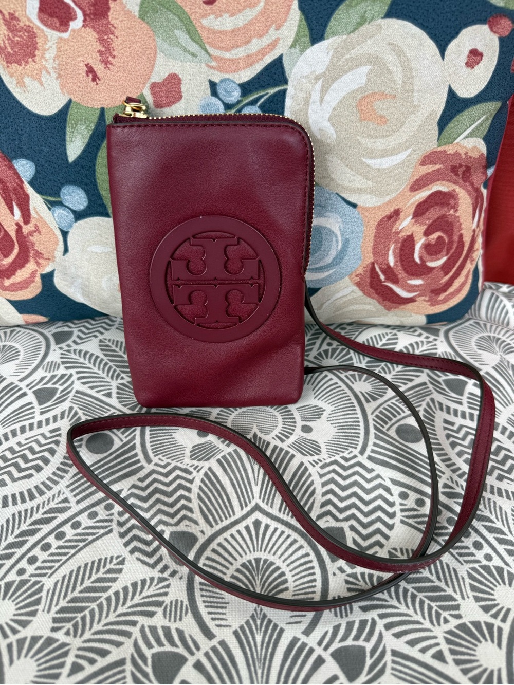 Tory Burch Bag Charlie Mini Phone Crossbody Bag Imperial Garnet